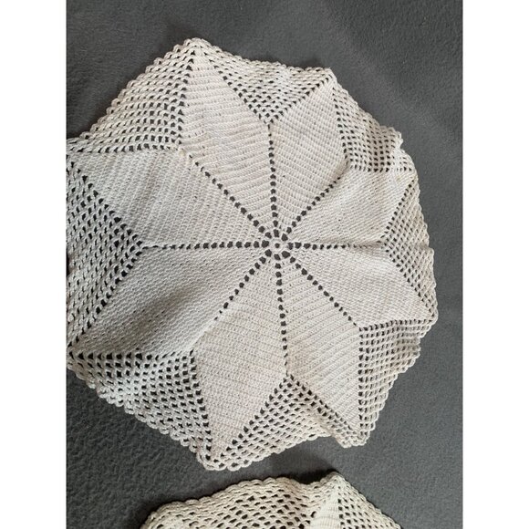 Handmade Crochet Doilies Set of 2 Beige Cotton Star Pattern 13.5" Diameter - Picture 7 of 10